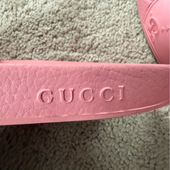 Gucci Embossed Pink Slides - Picture 10 of 10